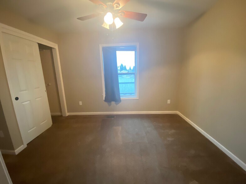Building Photo - 68115 Tinmar Dr