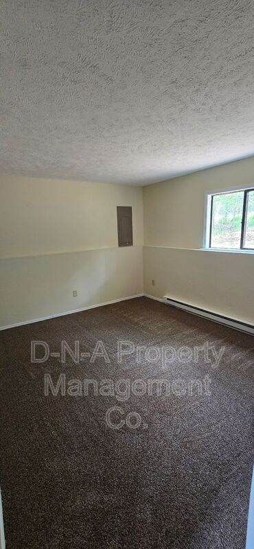 Building Photo - 9455 Juniper Dr