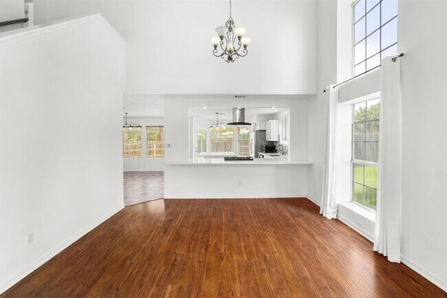 Building Photo - 12701 Tantara Dr