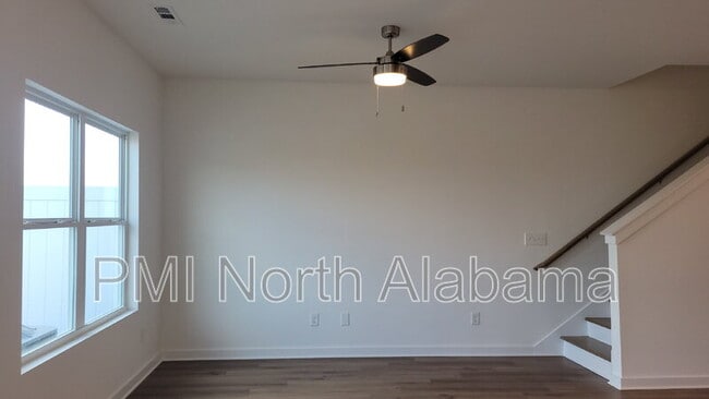 Building Photo - 7578 Discovery Pt Dr NW