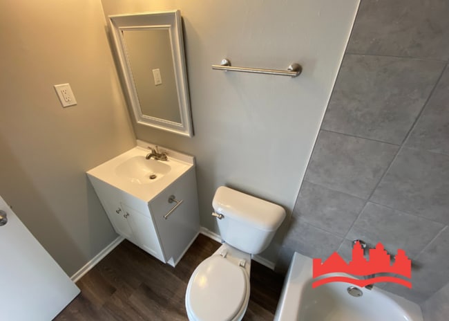 Building Photo - 3879 Pinbranch Ct