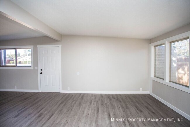 Building Photo - 2725 63rd St
