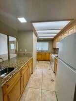 Building Photo - 3882 Radcliffe Ln