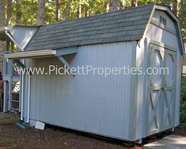 Building Photo - Lake Symington 3 bedroom