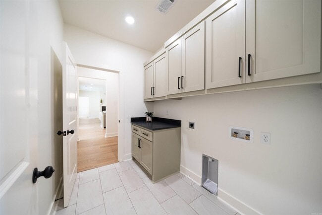Building Photo - 14509 Stonebrook Ln