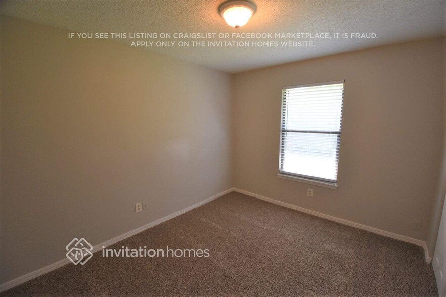 Building Photo - 8404 Boysenberry Ln W