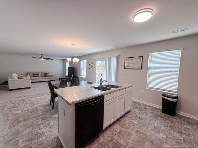 Building Photo - 161 Desert Orchid Cir