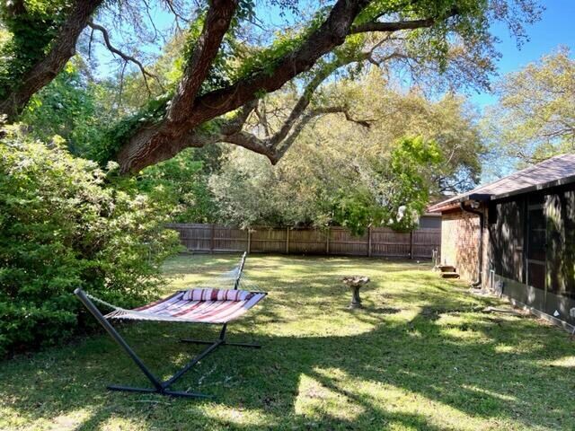 Building Photo - 16 Mariners Ln