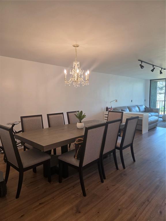 Building Photo - 3062 Eastland Blvd