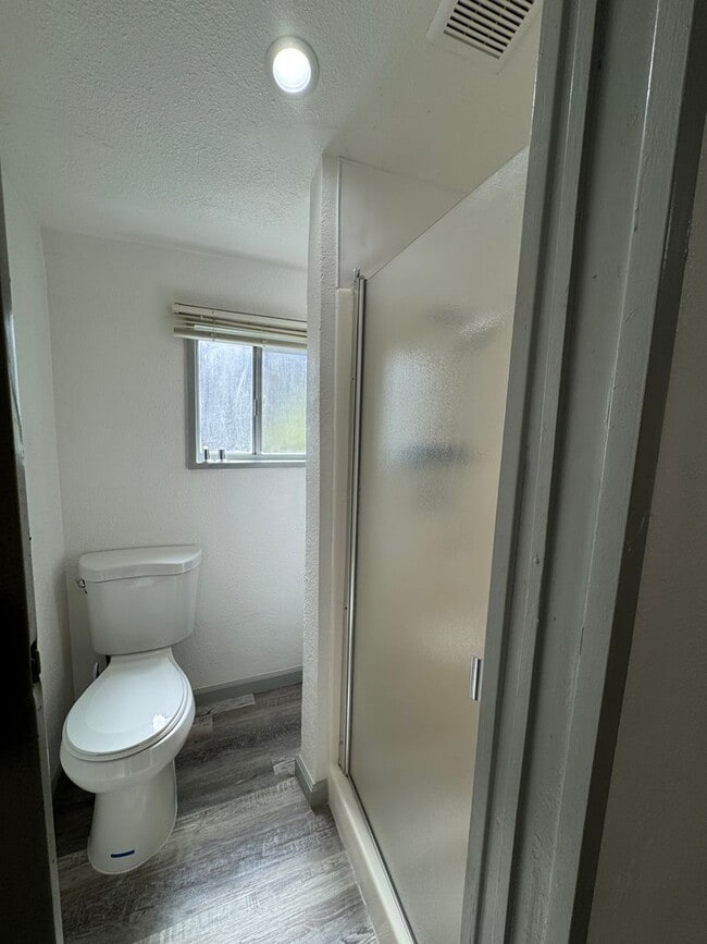 Building Photo - Pendegast House-ADU