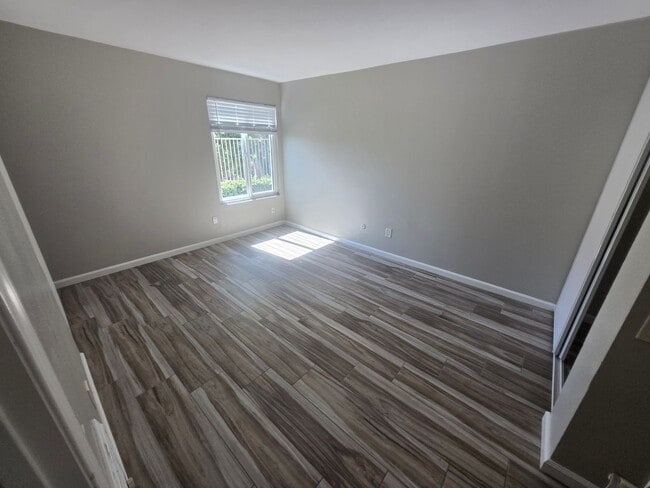 Building Photo - 3454 Castle Glen Dr