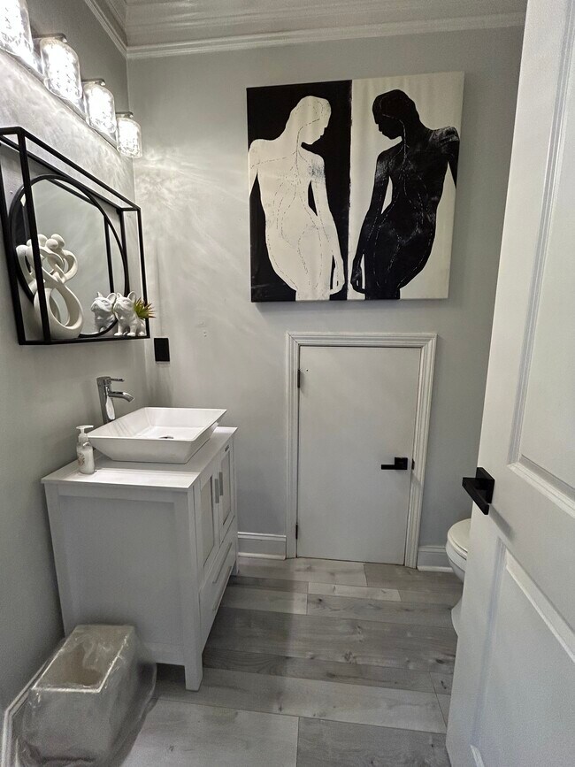 Building Photo - 2535 Village Creek Landing SE