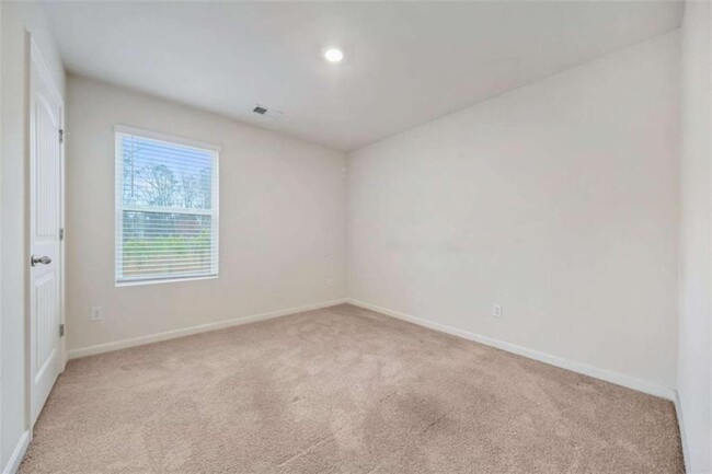 Building Photo - 826 Bentley Dr