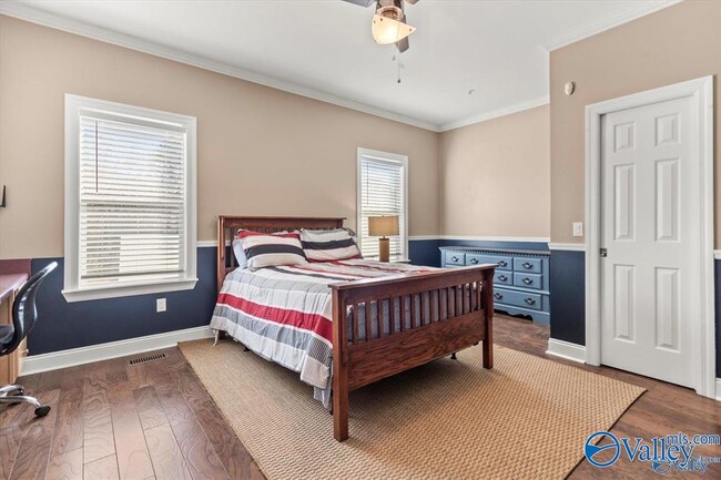 Building Photo - 5522 Cedar Mill Dr
