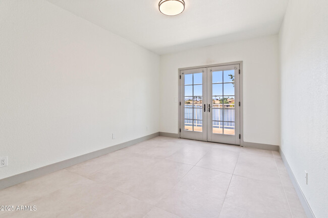 Building Photo - 3520 N 110th Ave