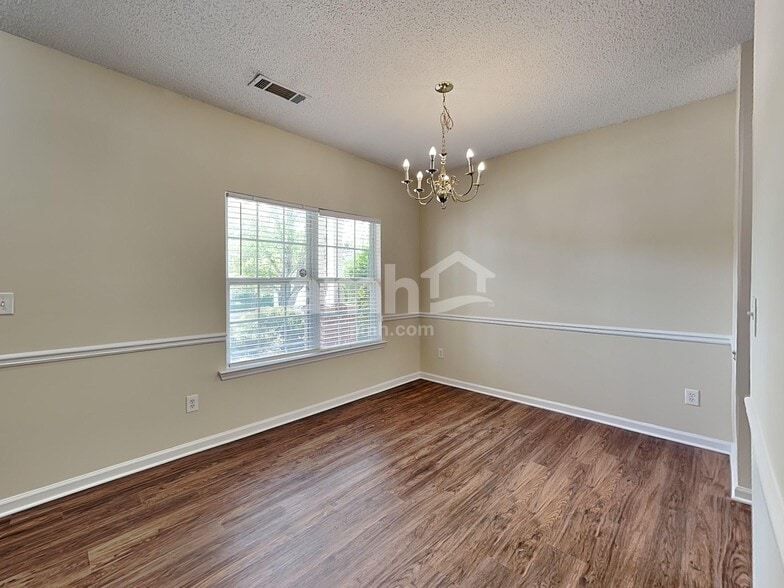 Building Photo - 291 Beckenham Ln