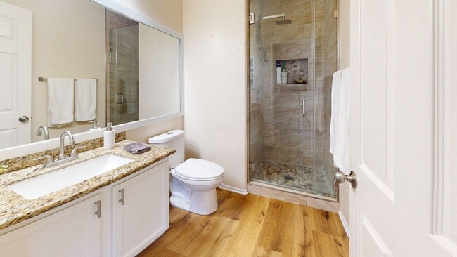 Building Photo - 45066 Palo Vista Dr