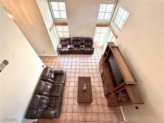 Building Photo - 8436 Orchard Ridge Ave