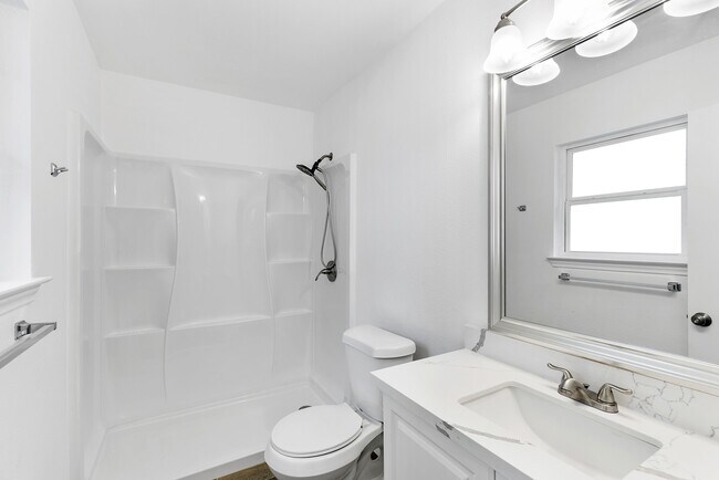 Building Photo - 12523 Province Point Dr