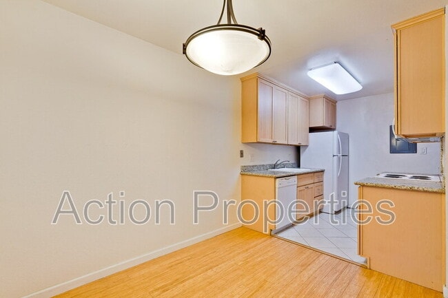 Building Photo - 505 Cypress Point Dr