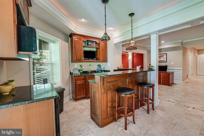 Building Photo - 47 Ridings Ln