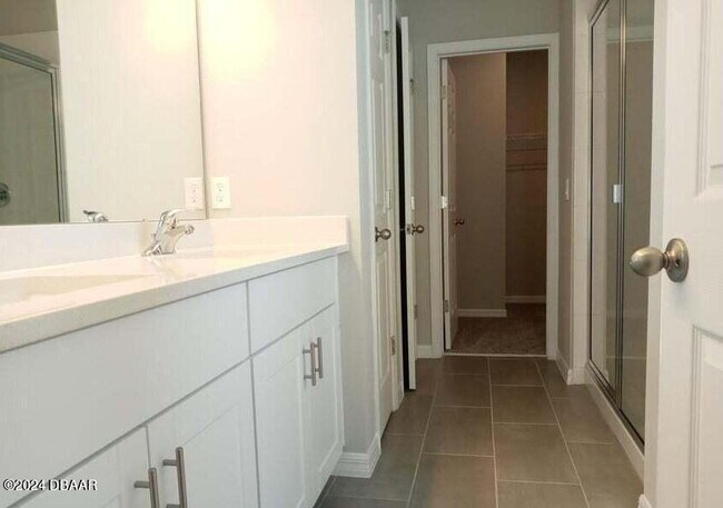 Building Photo - 406 Venetian Palms Blvd