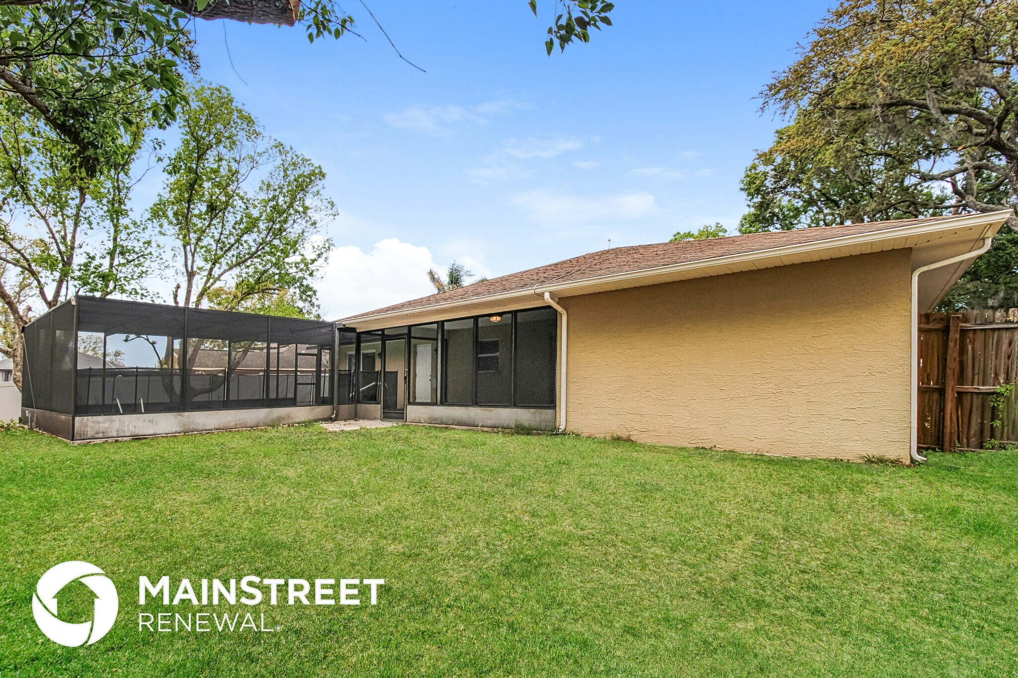 Building Photo - 4036 Montano Ave