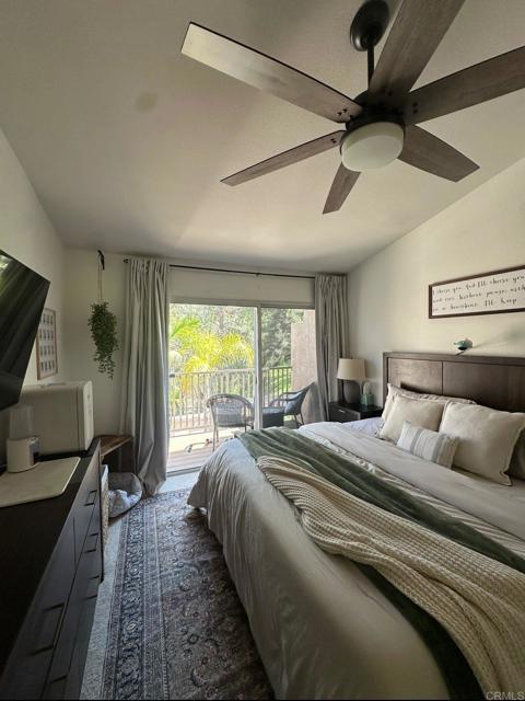 Building Photo - 951 River Oaks Ct