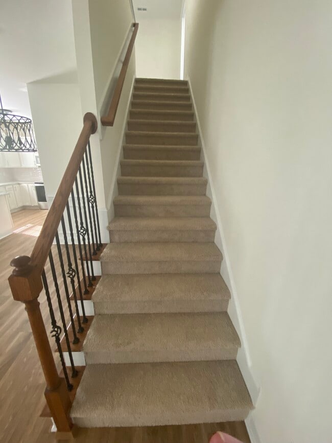 Building Photo - 3862 Blackhills Rd