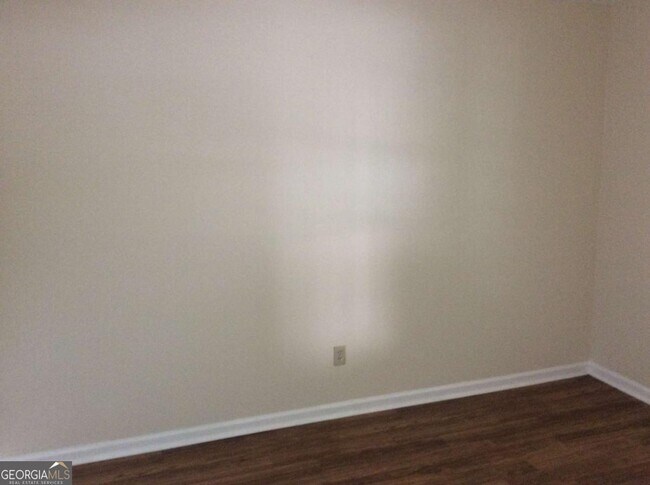 Building Photo - 200 Sheraton Ct