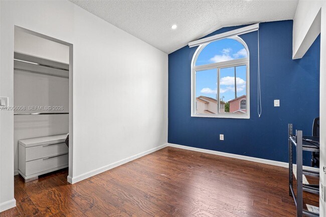 Building Photo - 13990 SW 160th Terrace