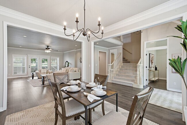 Building Photo - 408 W Fairway Ct