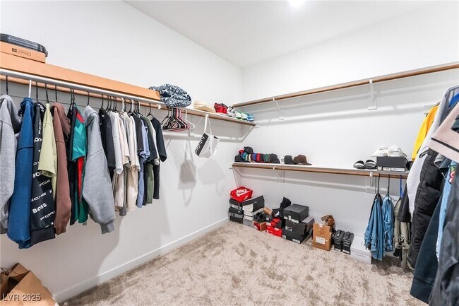 Building Photo - 2960 Gaffer Film St