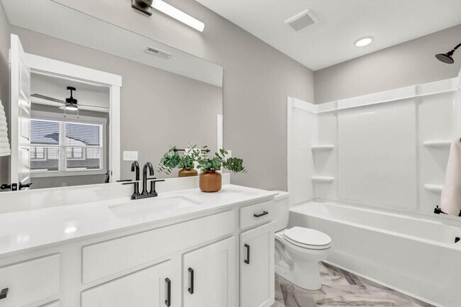Building Photo - 1504 Jonathan Wade Cir