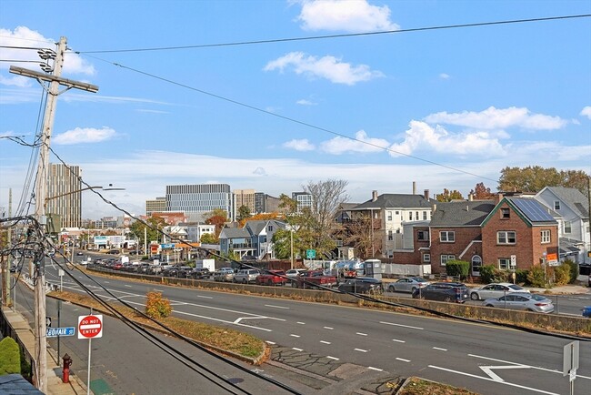 Building Photo - 54 Bonair St