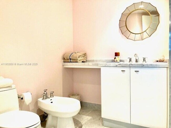 Building Photo - 9401 Collins Ave