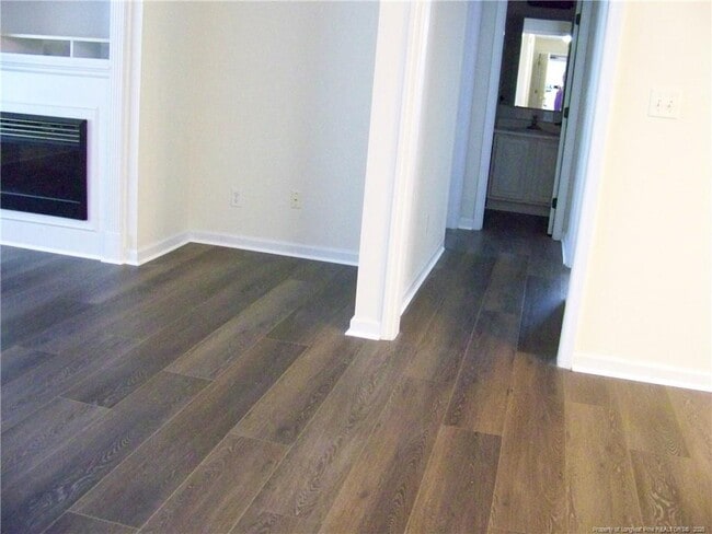 Building Photo - 513 Meadowland Ct
