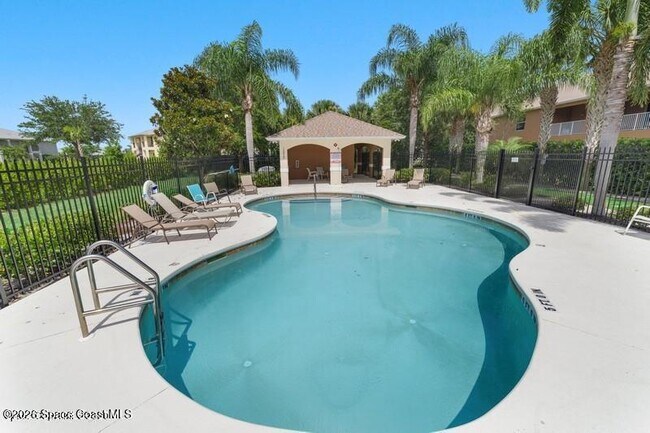 Building Photo - 1020 Venetian Dr