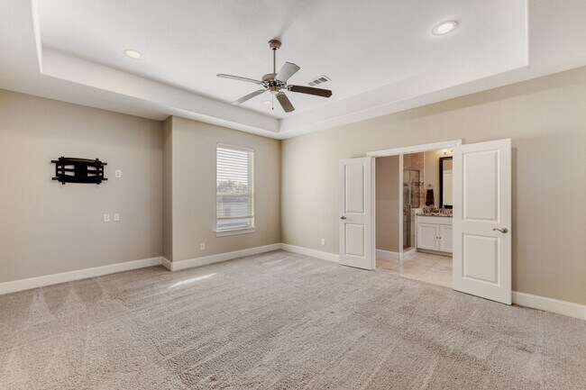 Building Photo - 1103 E 27th St