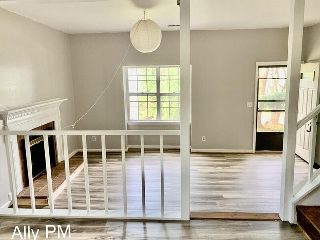 Building Photo - 2383 Austin Dr