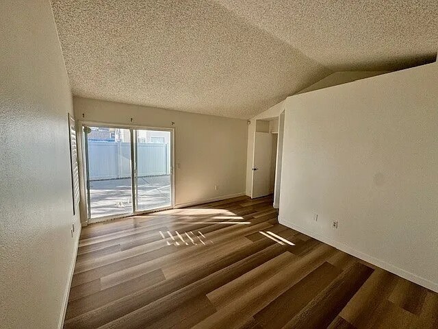 Building Photo - 3238 Canary Ct