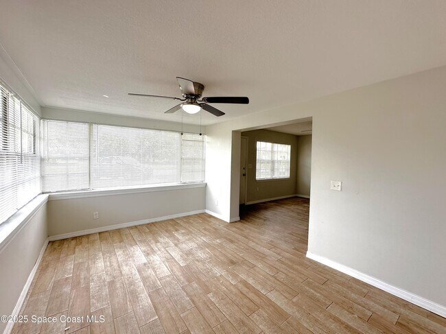 Building Photo - 2831 W Eau Gallie Blvd