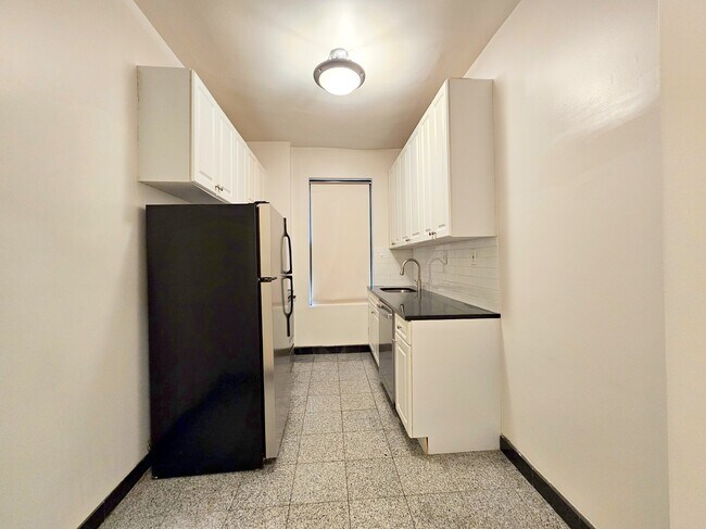 Floorplan - 664 West 163rd Street