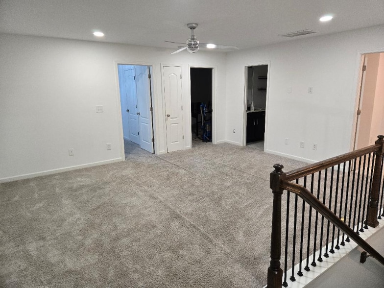 Building Photo - 5535 Fairhaven Pl