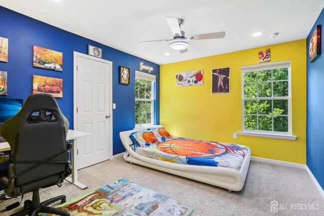 Building Photo - 206 Shields Ct