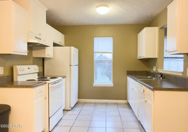 Building Photo - 5204 Joshua Ln