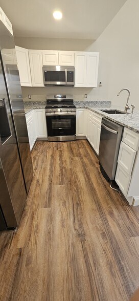 Building Photo - 5 Brandywine Ct