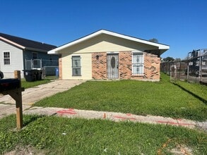 Building Photo - Adorable New Orleans East Home