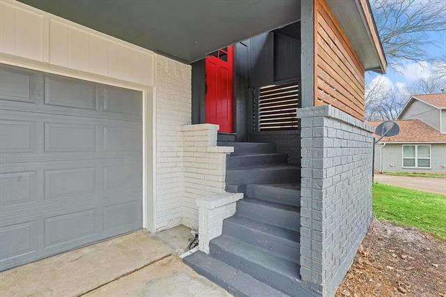 Building Photo - 2002 Danley Ct