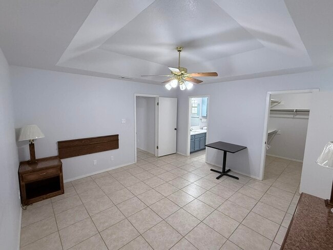 Building Photo - 1709 Kingwood Dr